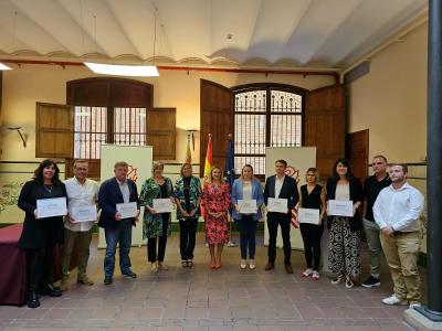 Nuria Montes entrega els distintius a huit municipis turístics de la província de Castelló